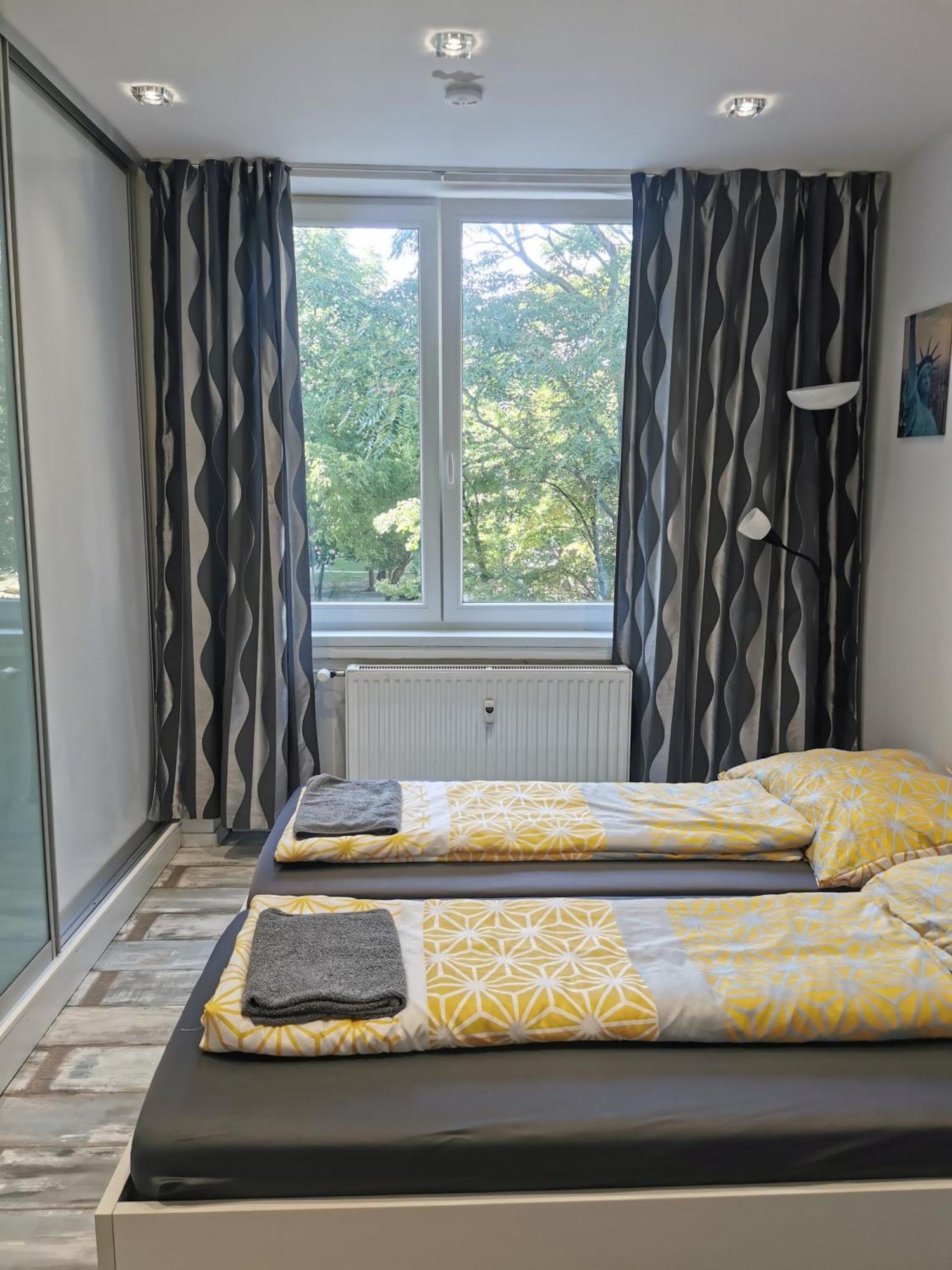 Modry Apartman, Racianska 29, Bratislava Eksteriør bilde
